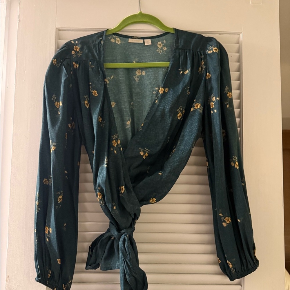 Hinge Teal Floral Wrap Top